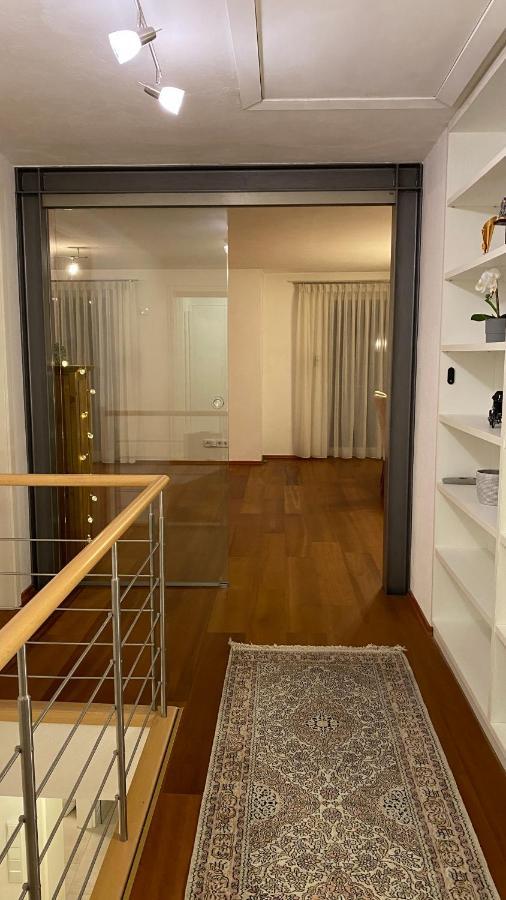 Fewo Luxus Wohnung Im Eigenen Ferienhaus, 120 Qm, Naehe Regensburg Mit Balkon, Terrasse & Garten, Gute Zuganbindung Laber Eksteriør billede