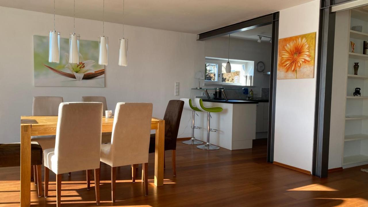 Fewo Luxus Wohnung Im Eigenen Ferienhaus, 120 Qm, Naehe Regensburg Mit Balkon, Terrasse & Garten, Gute Zuganbindung Laber Eksteriør billede