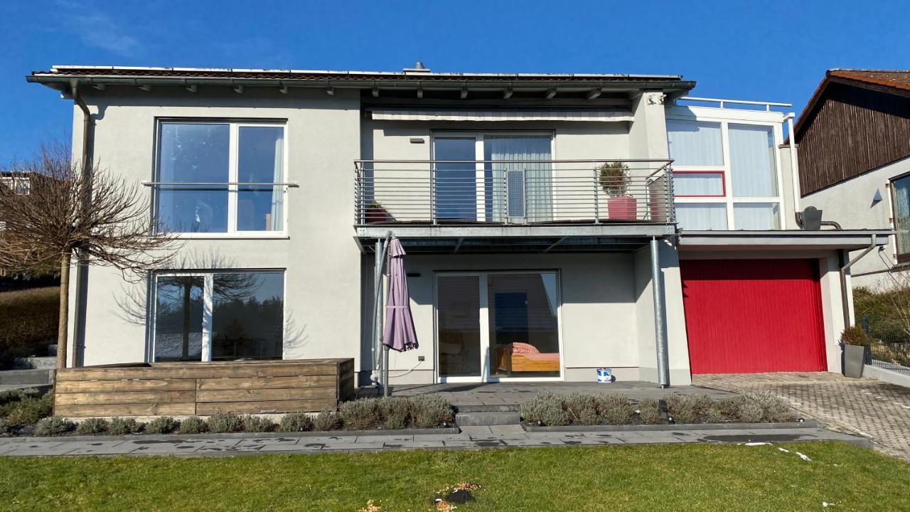 Fewo Luxus Wohnung Im Eigenen Ferienhaus, 120 Qm, Naehe Regensburg Mit Balkon, Terrasse & Garten, Gute Zuganbindung Laber Eksteriør billede