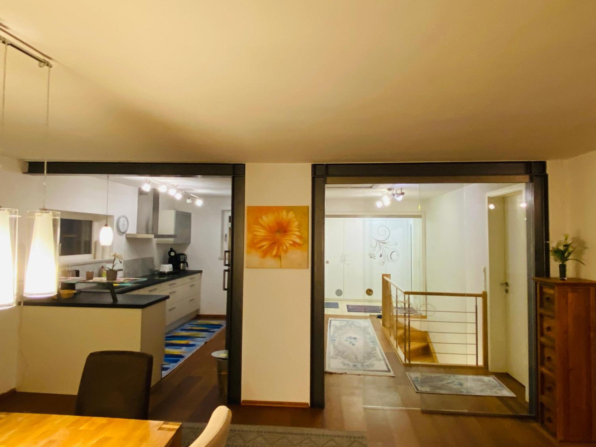 Fewo Luxus Wohnung Im Eigenen Ferienhaus, 120 Qm, Naehe Regensburg Mit Balkon, Terrasse & Garten, Gute Zuganbindung Laber Eksteriør billede